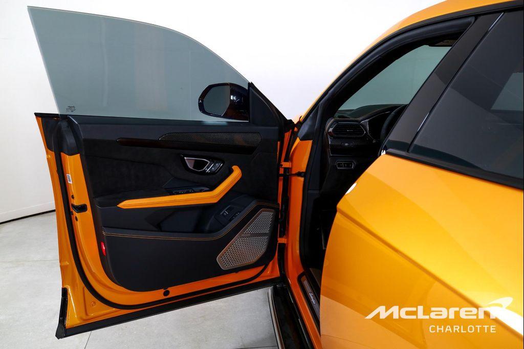 used 2022 Lamborghini Urus car, priced at $229,996