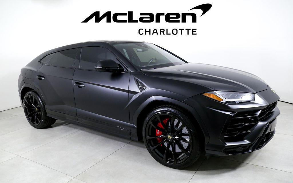 used 2022 Lamborghini Urus car, priced at $234,996