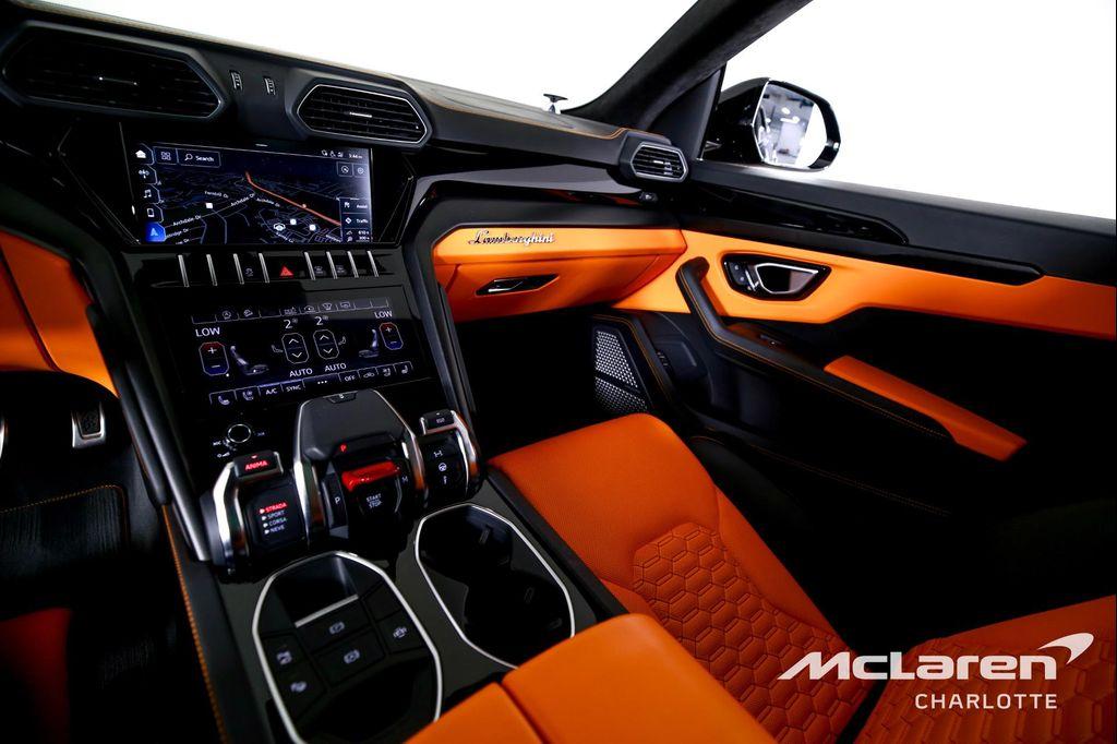 used 2021 Lamborghini Urus car, priced at $229,996