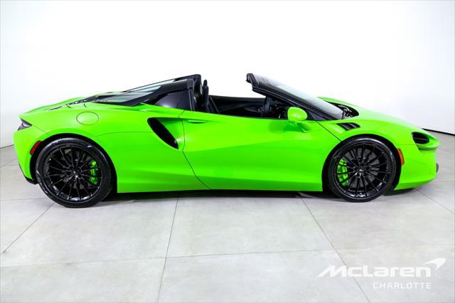 new 2025 McLaren Artura car, priced at $299,508