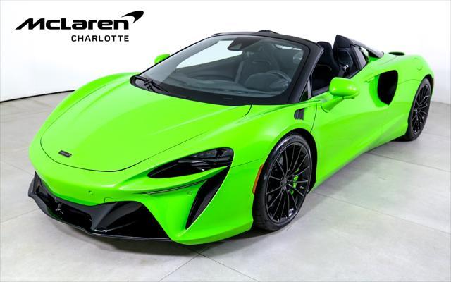 new 2025 McLaren Artura car, priced at $299,508