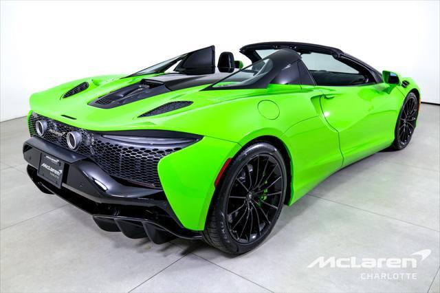 new 2025 McLaren Artura car, priced at $299,508