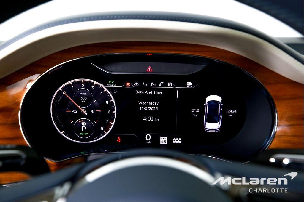 used 2023 Bentley Flying Spur Hybrid car, priced at $154,996