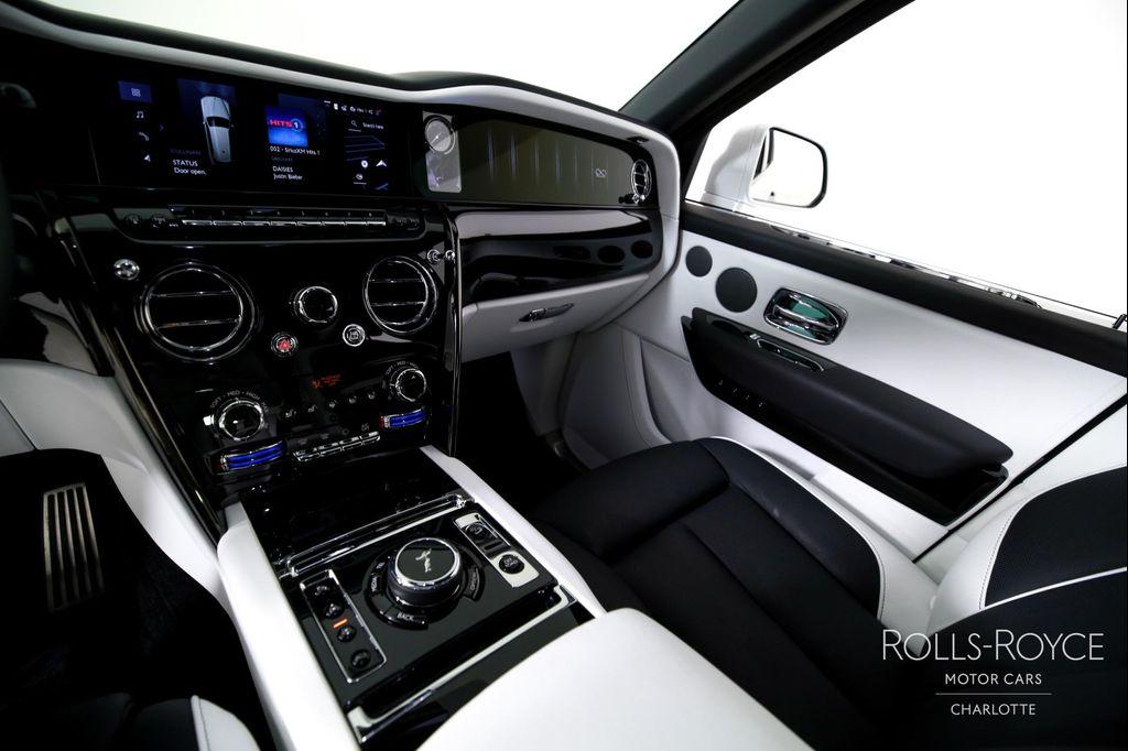 used 2025 Rolls-Royce Cullinan car, priced at $524,996
