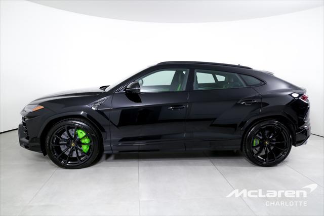 used 2022 Lamborghini Urus car, priced at $249,996