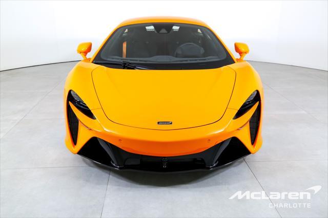 new 2024 McLaren Artura car, priced at $255,958