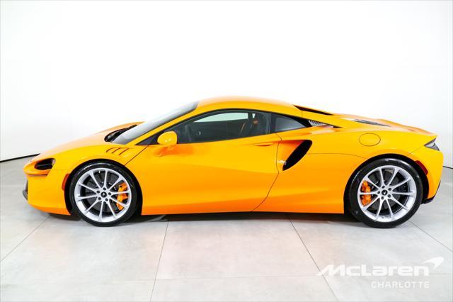 new 2024 McLaren Artura car, priced at $255,958