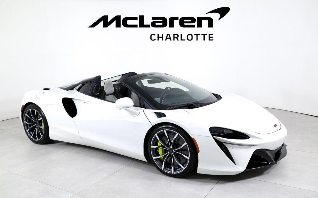 used 2025 McLaren Artura car, priced at $289,996