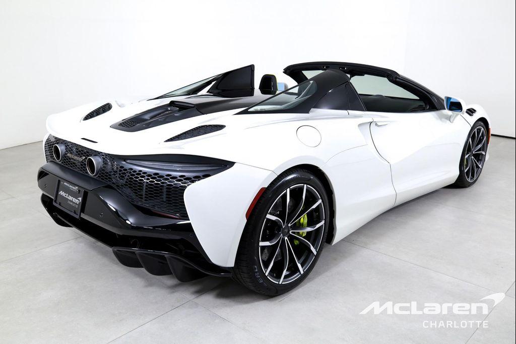 used 2025 McLaren Artura car, priced at $289,996