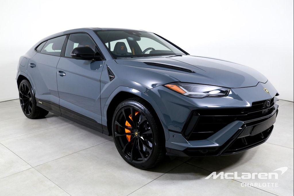 used 2024 Lamborghini Urus car, priced at $269,996