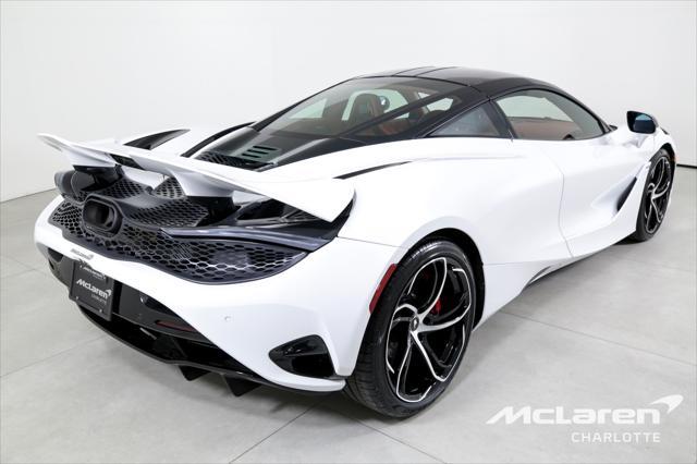 new 2024 McLaren 750S car, priced at $393,082