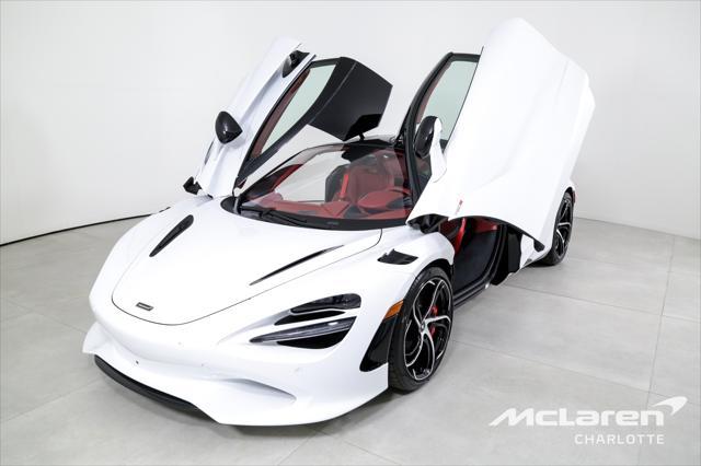 new 2024 McLaren 750S car, priced at $393,082