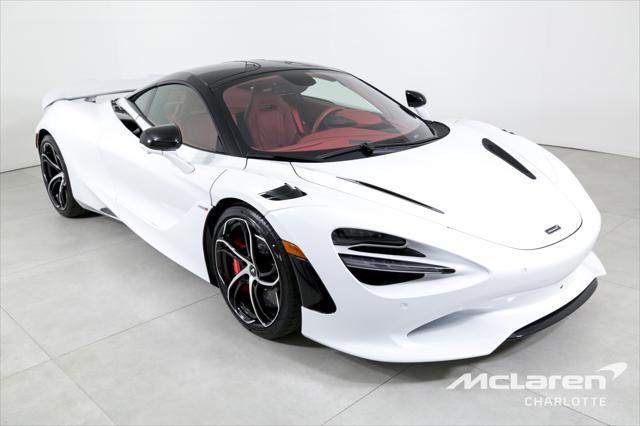 new 2024 McLaren 750S car, priced at $393,082