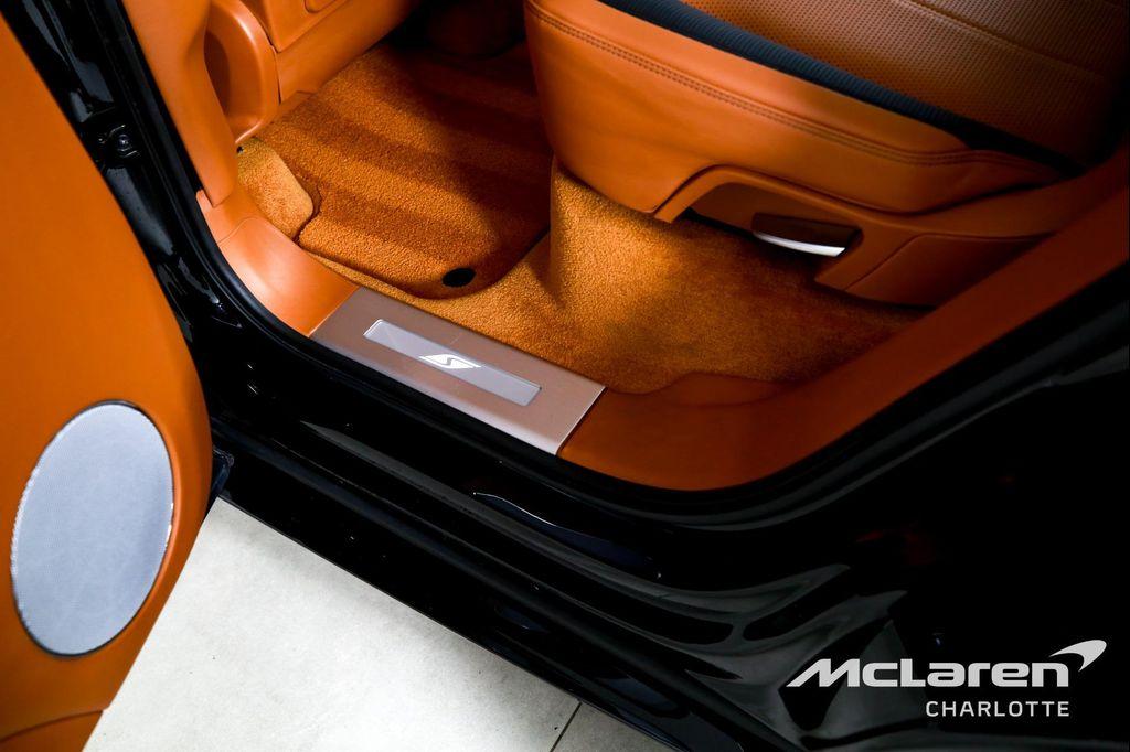 used 2023 Bentley Bentayga Hybrid car, priced at $159,996