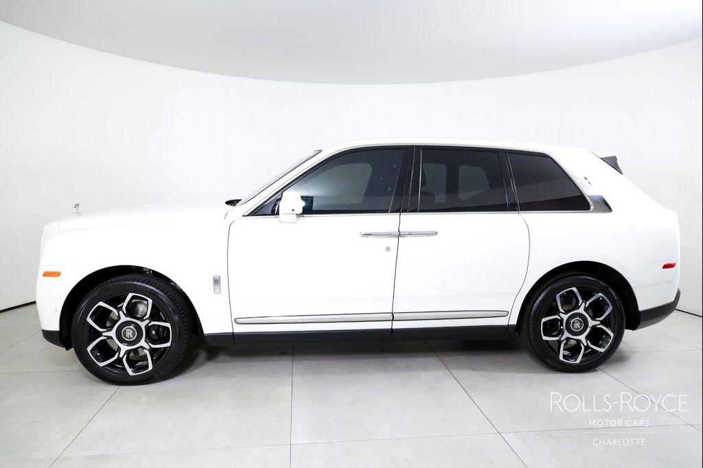 used 2020 Rolls-Royce Cullinan car, priced at $279,996