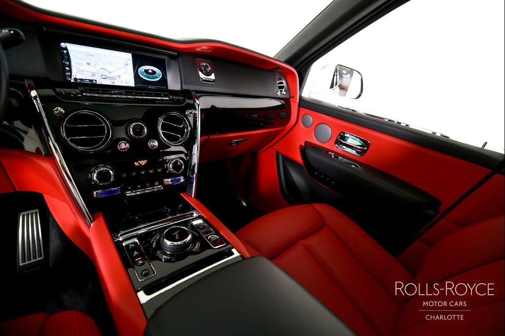 used 2020 Rolls-Royce Cullinan car, priced at $279,996