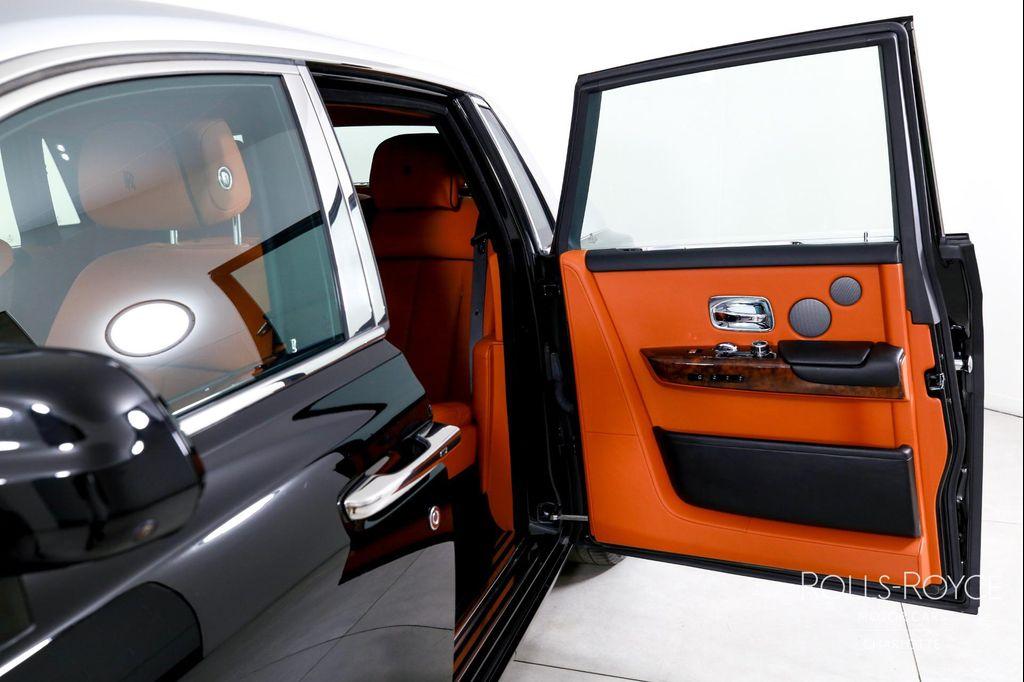 used 2018 Rolls-Royce Phantom car, priced at $317,996