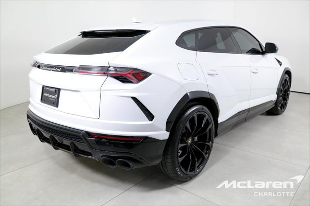 used 2022 Lamborghini Urus car, priced at $229,996