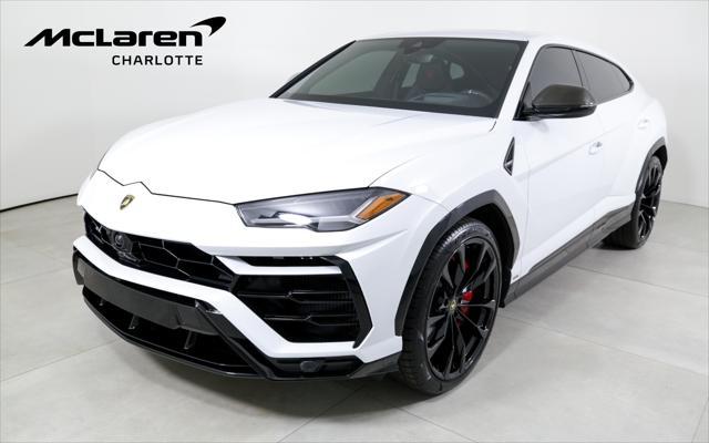 used 2022 Lamborghini Urus car, priced at $229,996