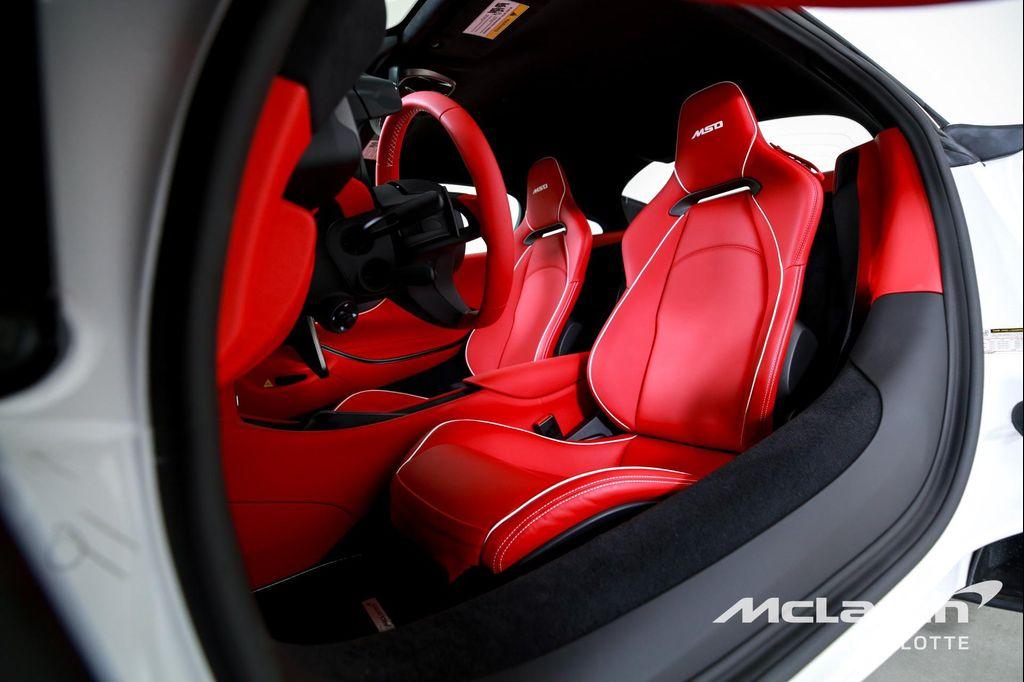 new 2025 McLaren Artura car, priced at $271,578