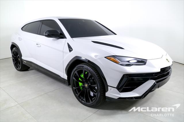 used 2023 Lamborghini Urus car, priced at $259,996