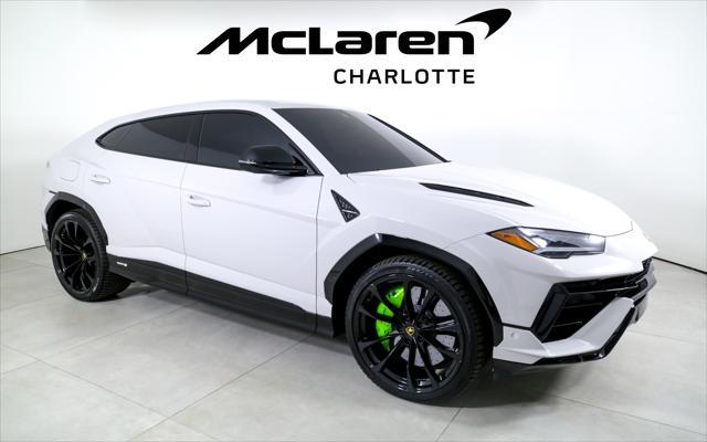 used 2023 Lamborghini Urus car, priced at $259,996