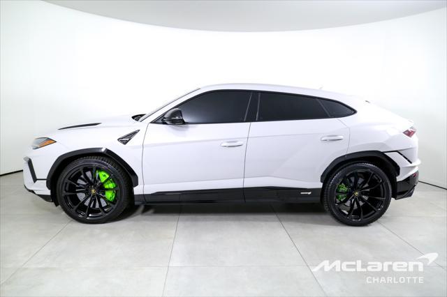 used 2023 Lamborghini Urus car, priced at $259,996