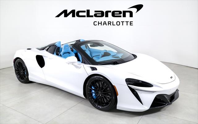 new 2025 McLaren Artura car, priced at $307,400