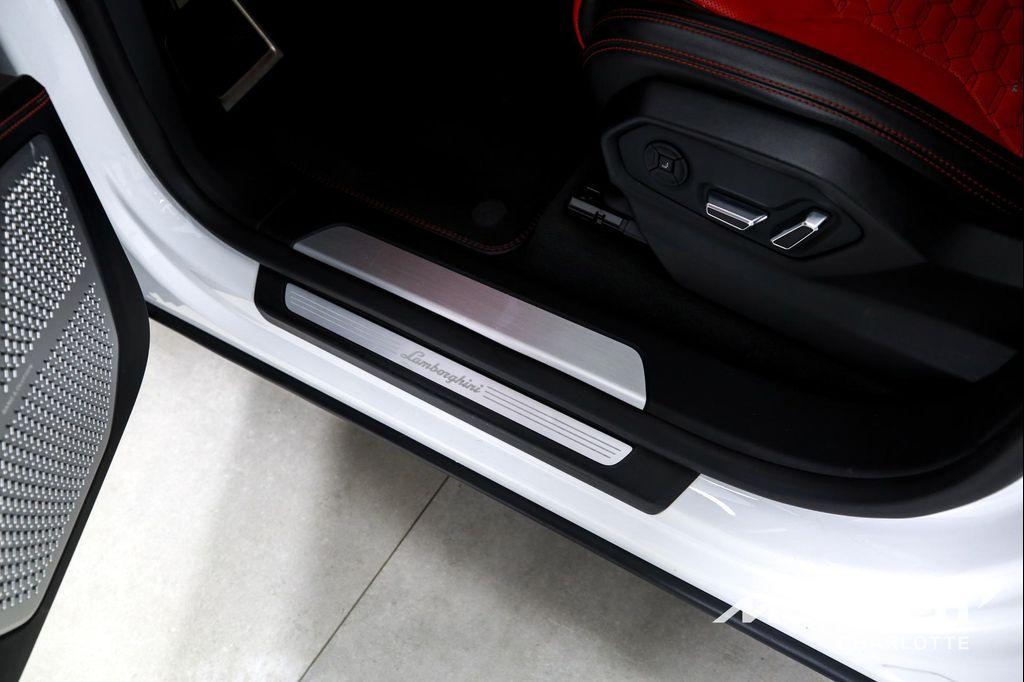 used 2019 Lamborghini Urus car, priced at $189,996