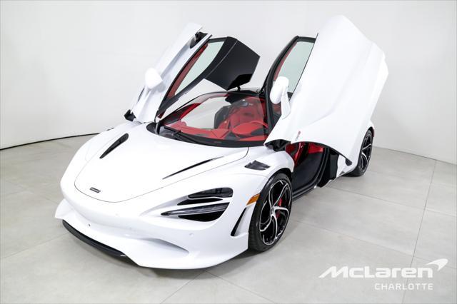 new 2024 McLaren 750S car, priced at $387,053