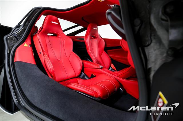 new 2024 McLaren 750S car, priced at $387,053