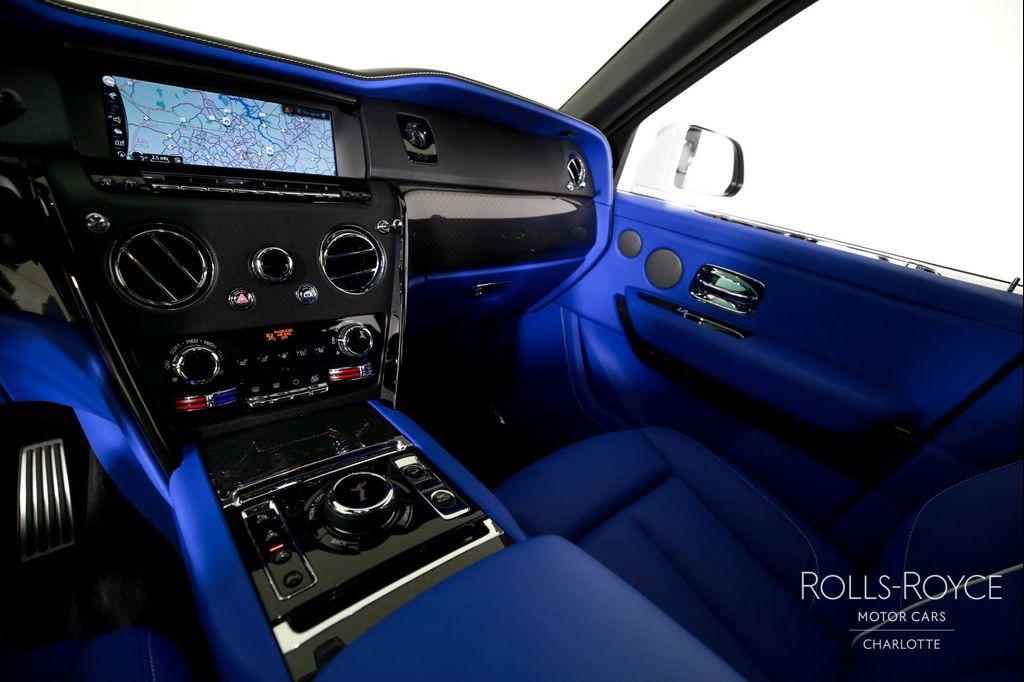 used 2024 Rolls-Royce Cullinan car