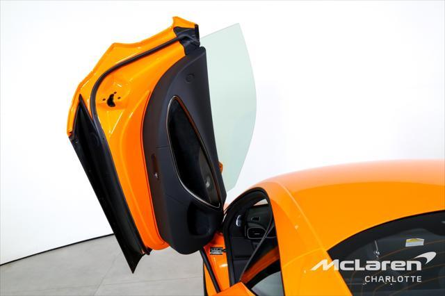 new 2024 McLaren Artura car, priced at $255,958