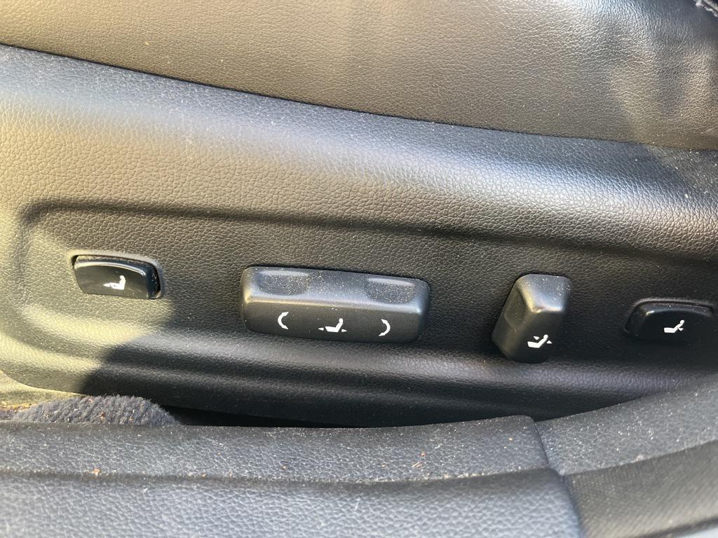 used 2015 Kia Cadenza car, priced at $7,795