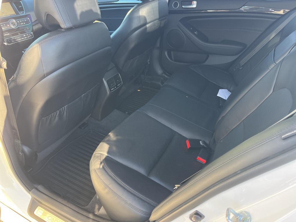 used 2015 Kia Cadenza car, priced at $7,795