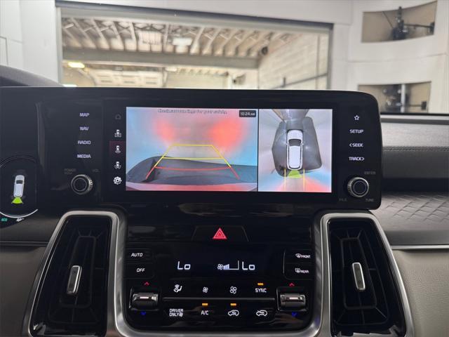 used 2022 Kia Sorento Plug-In Hybrid car, priced at $31,999