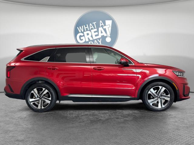 used 2022 Kia Sorento Plug-In Hybrid car, priced at $31,999