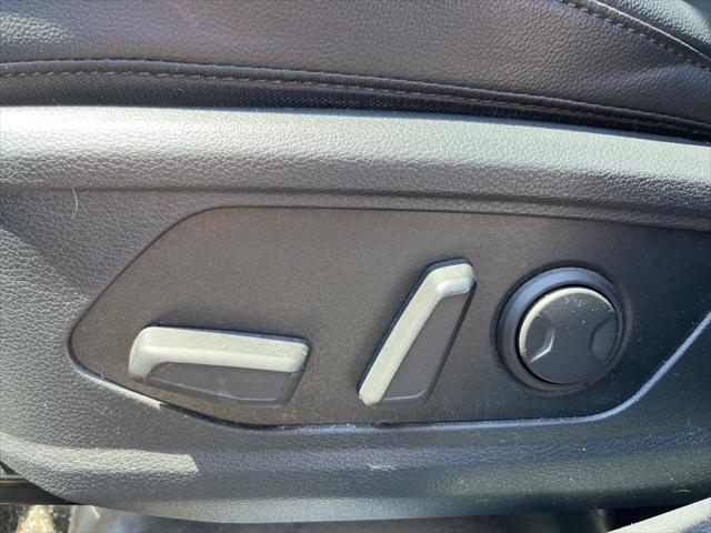 used 2023 Kia Sportage Hybrid car, priced at $28,183
