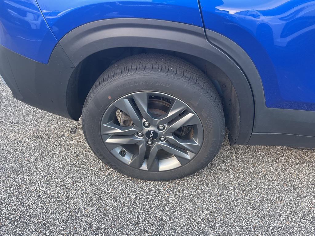 used 2023 Kia Seltos car, priced at $21,889