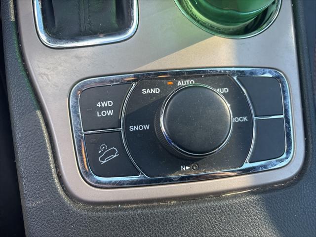 used 2016 Jeep Grand Cherokee car, priced at $17,252
