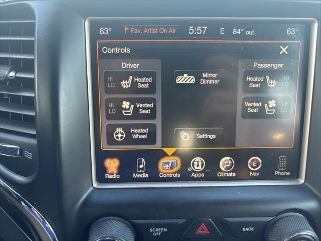 used 2016 Jeep Grand Cherokee car, priced at $17,252