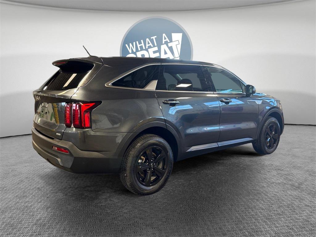 used 2023 Kia Sorento car, priced at $22,795