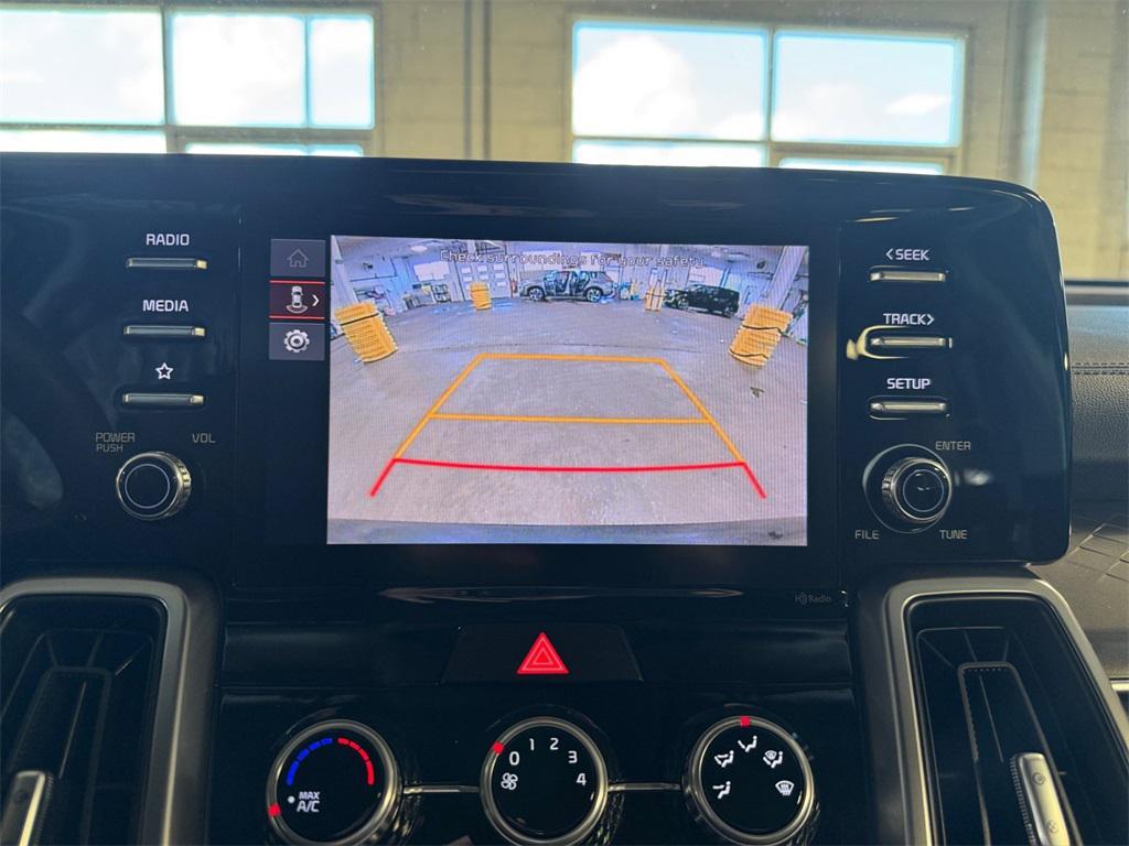 used 2023 Kia Sorento car, priced at $22,795