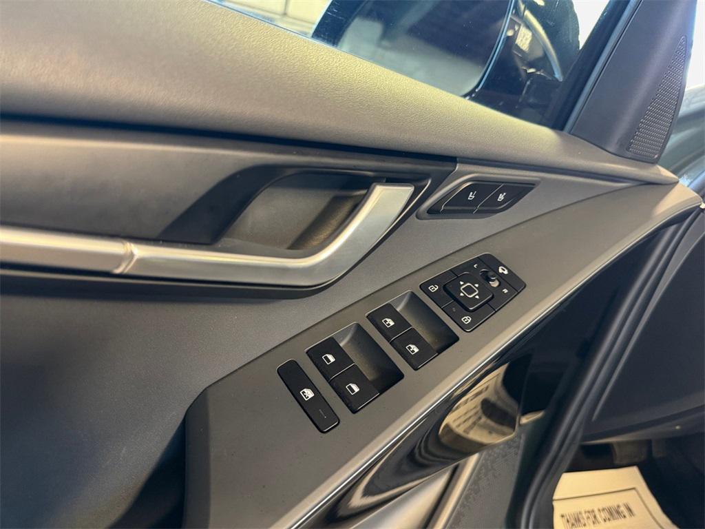 used 2024 Kia Niro car, priced at $26,999