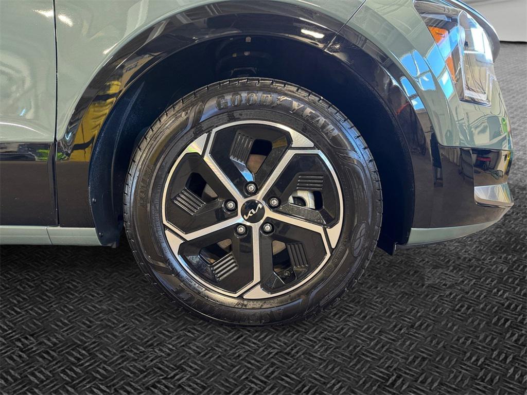 used 2024 Kia Niro car, priced at $26,999