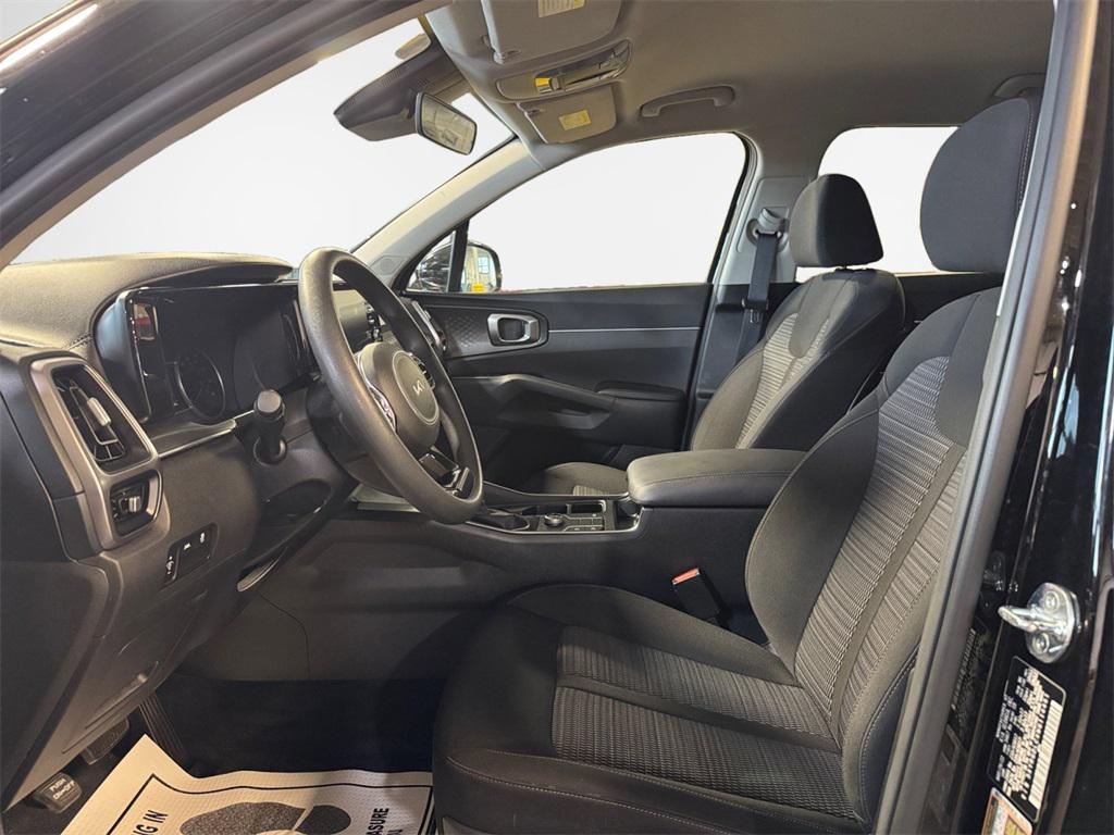 used 2022 Kia Sorento car, priced at $22,795