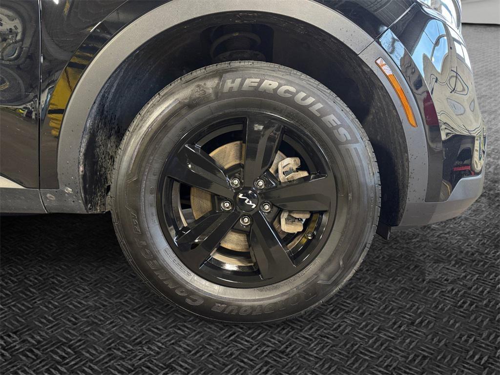 used 2022 Kia Sorento car, priced at $22,795