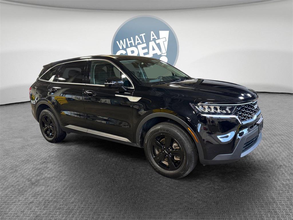 used 2022 Kia Sorento car, priced at $22,795
