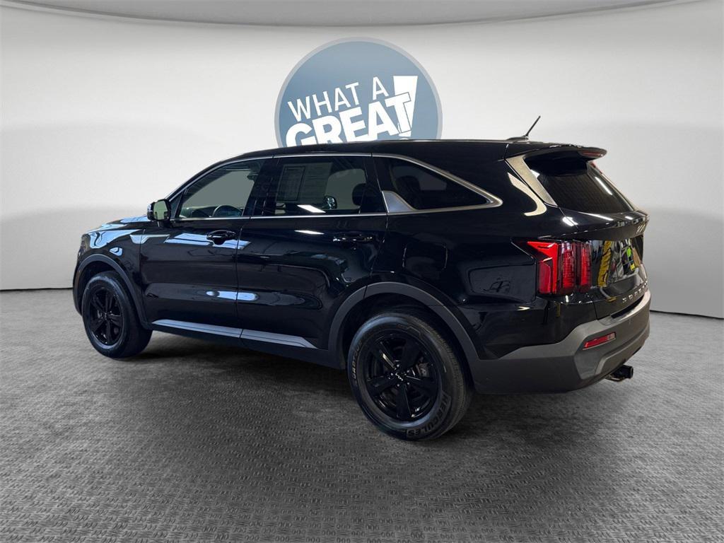 used 2022 Kia Sorento car, priced at $22,795