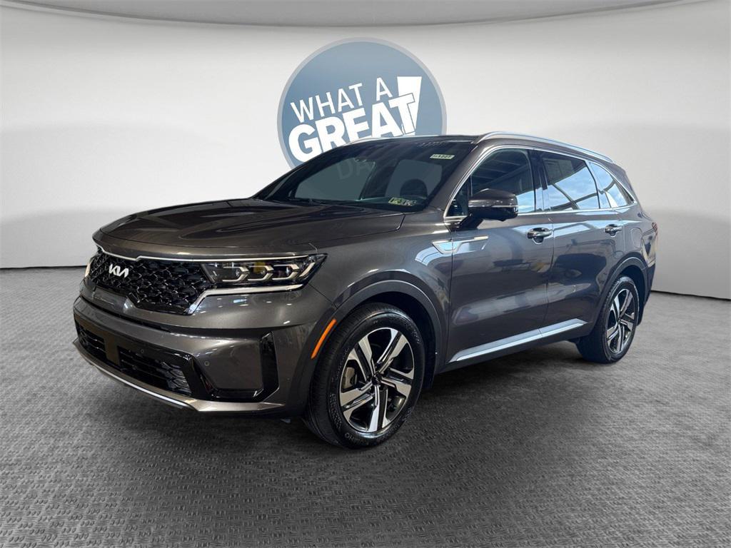 used 2022 Kia Sorento Plug-In Hybrid car, priced at $30,946